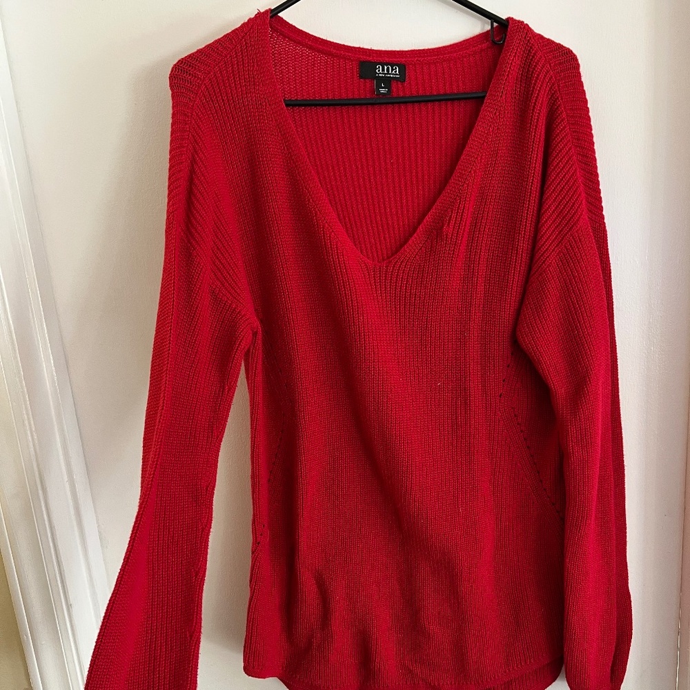 Ana Red V-Neck Sweater L $10